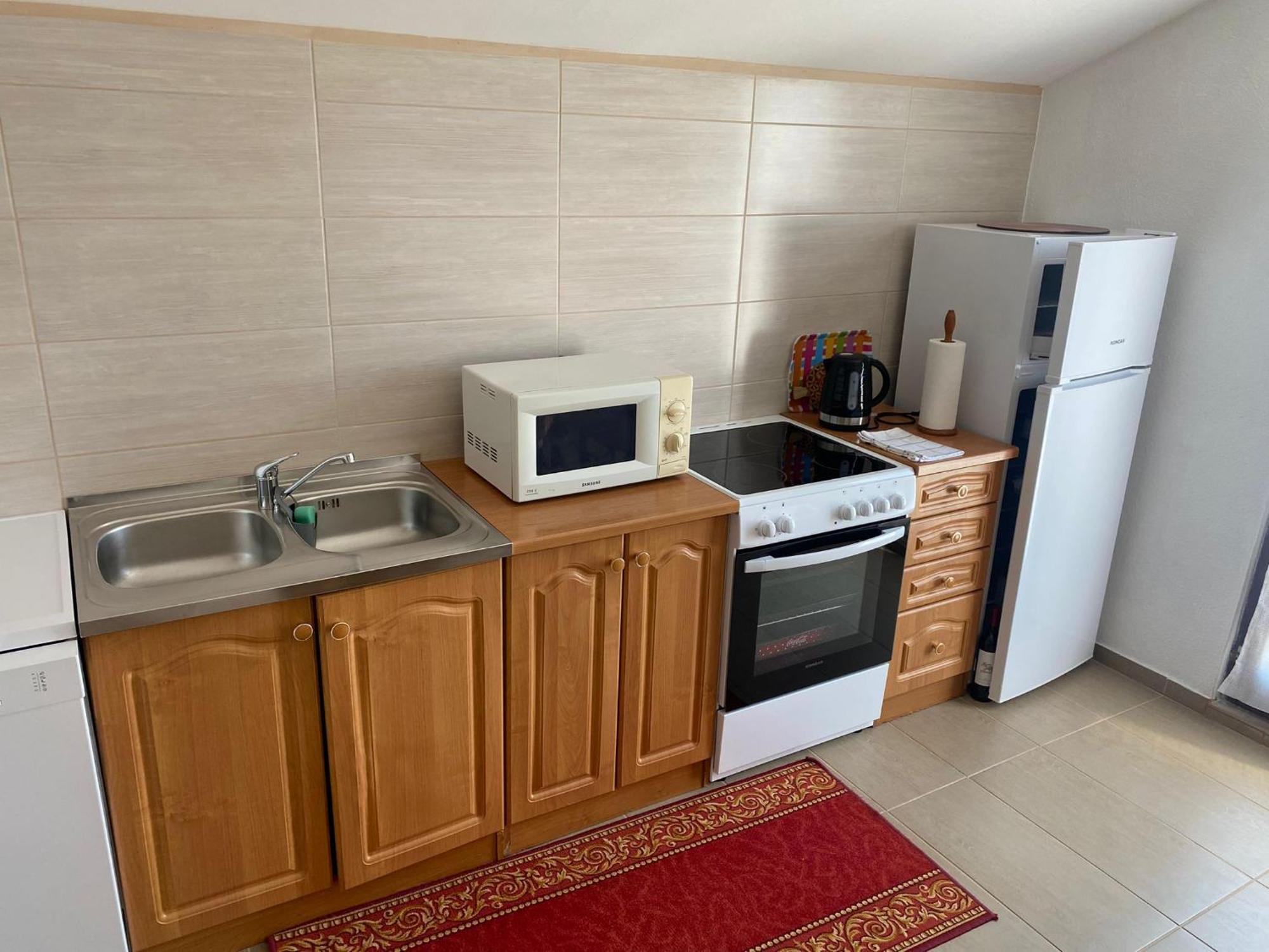 Apartmani Anka Горни-Карин Экстерьер фото
