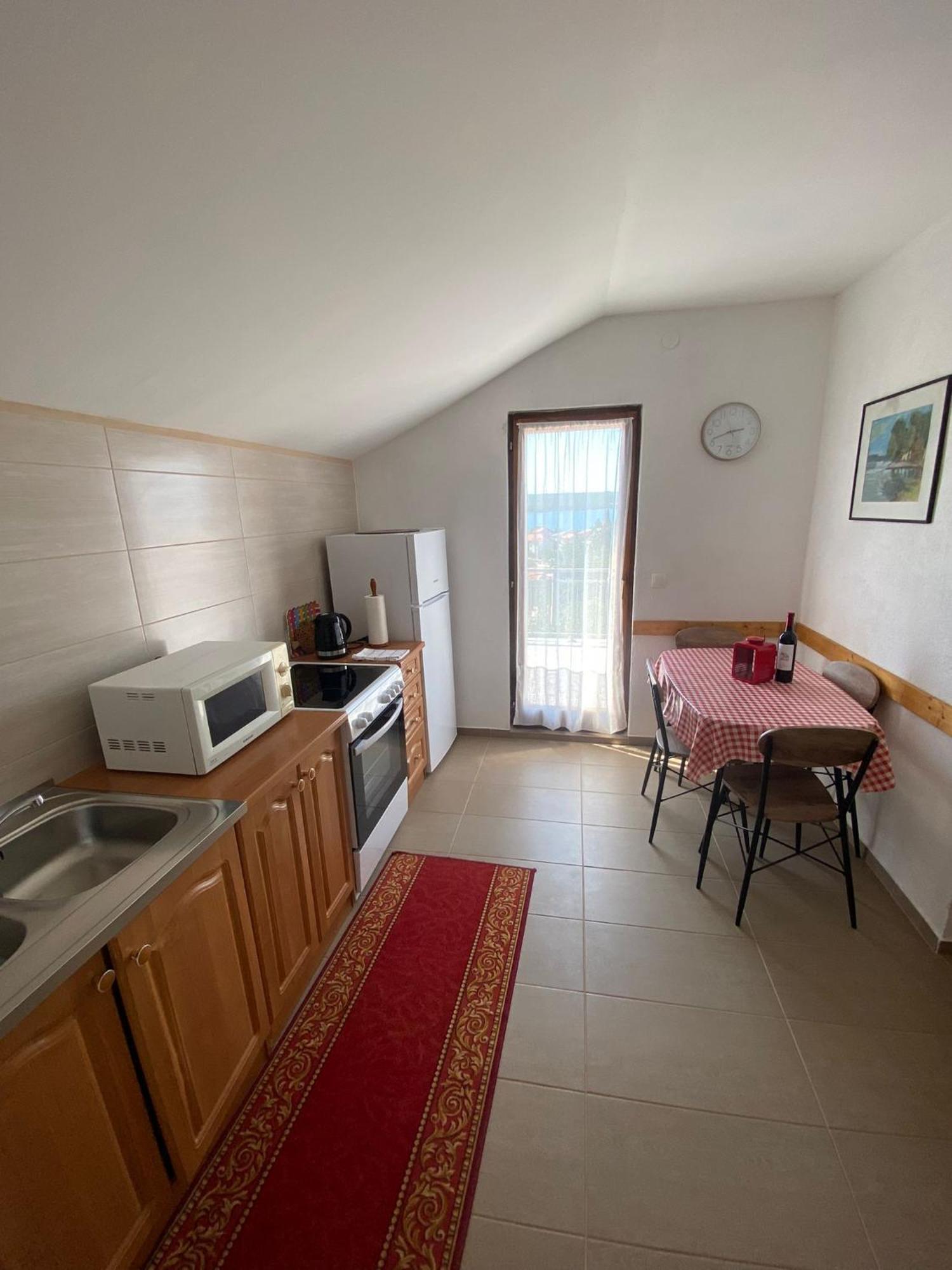 Apartmani Anka Горни-Карин Экстерьер фото